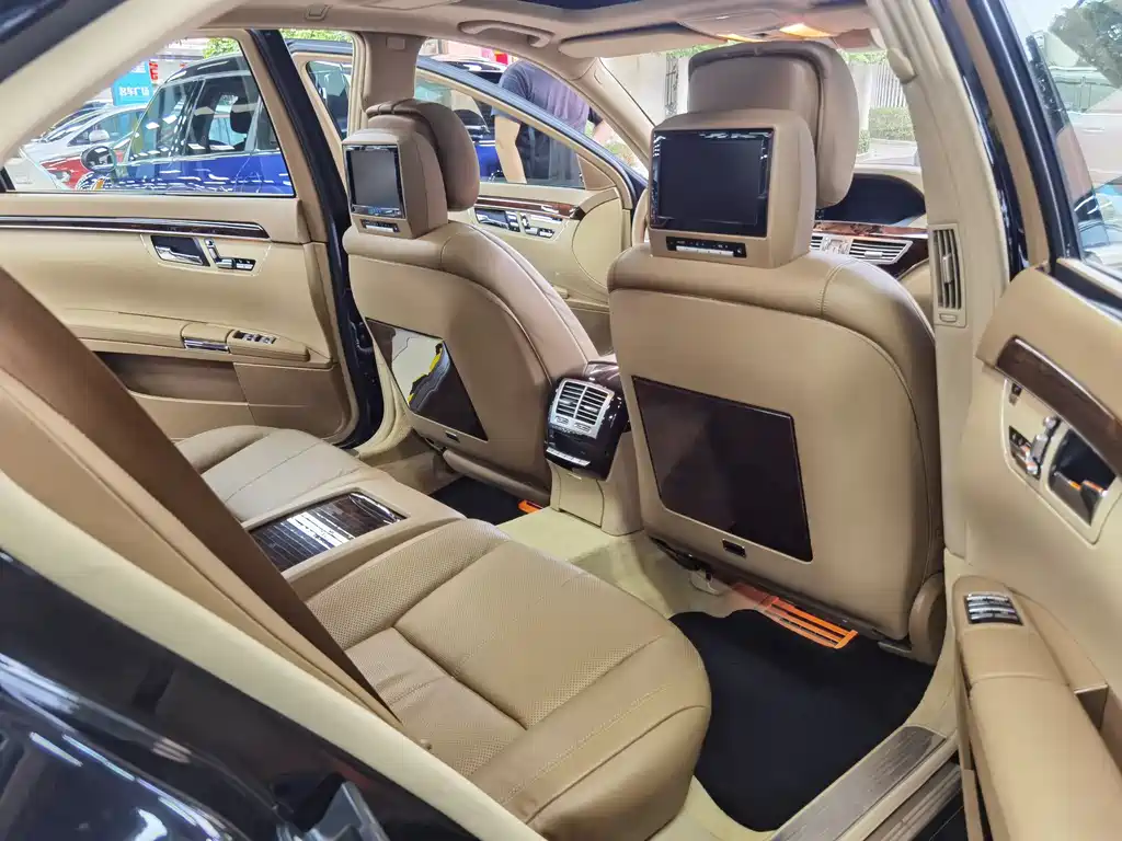 Mercedes-Benz S-Class 2008 — фото 10
