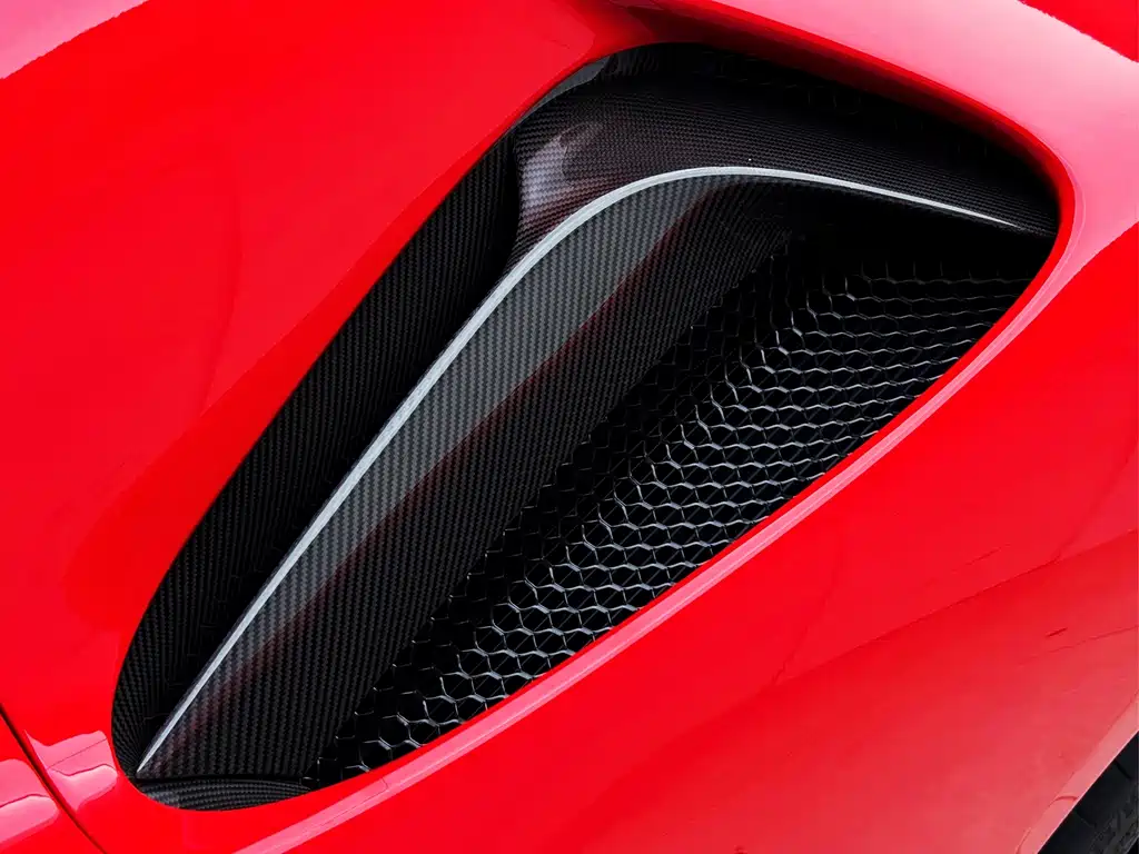 Ferrari SF90 2021 — фото 14