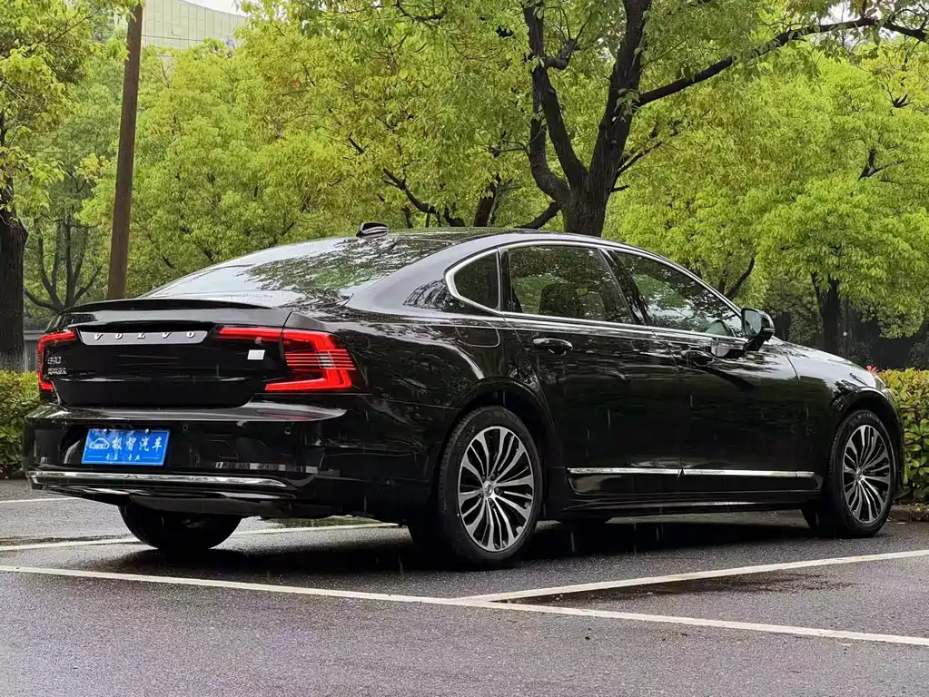 Volvo S90 PHEV 2023 — фото 5