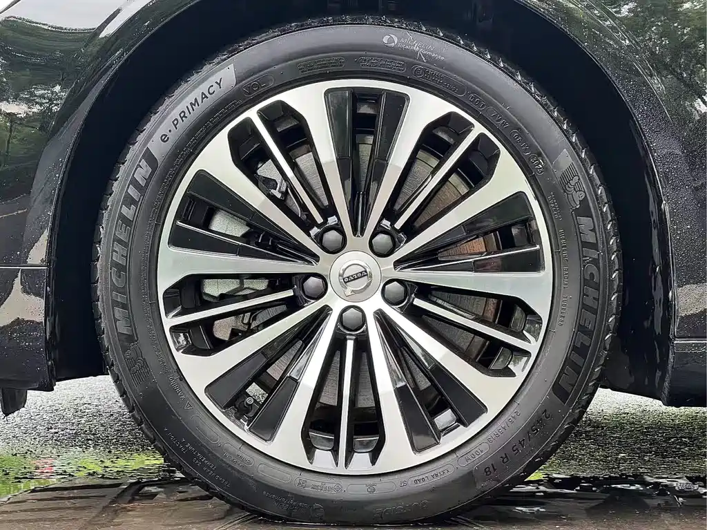 Volvo S90 PHEV 2023 — фото 9