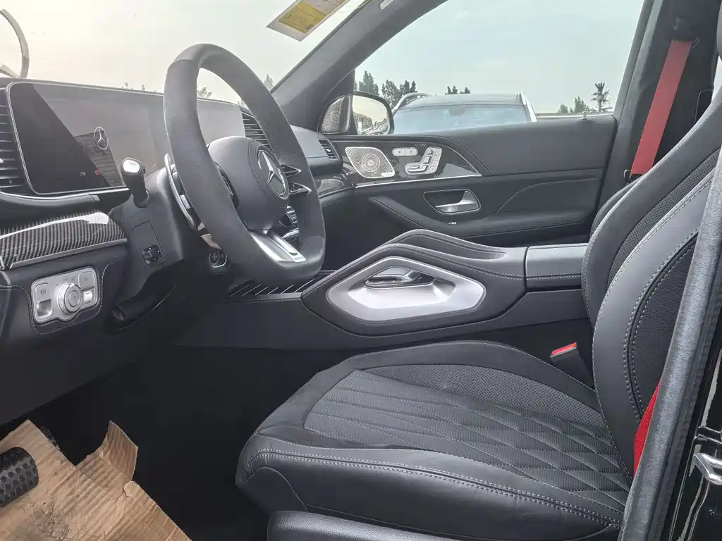 Mercedes-Benz GLS AMG — фото 5