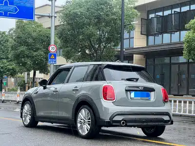 MINI MINI 2022