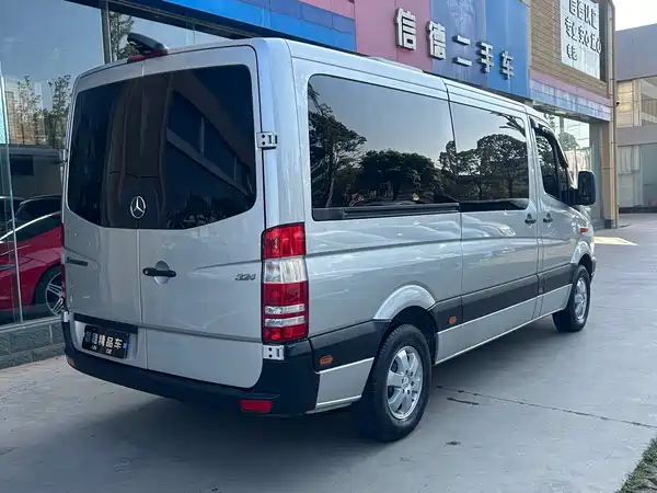 Mercedes-Benz Sprinter 2009
