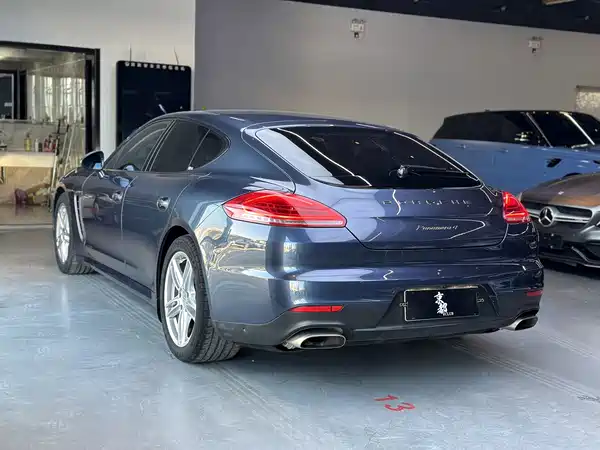 Porsche Panamera 2014
