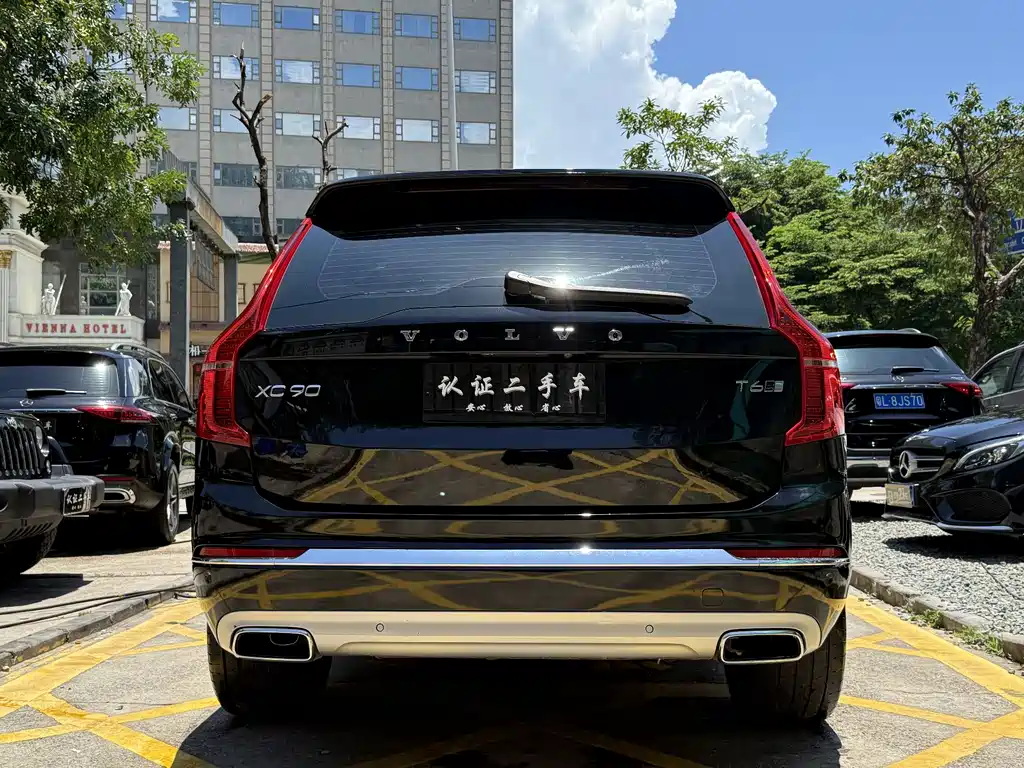Volvo XC90 2020 — фото 4