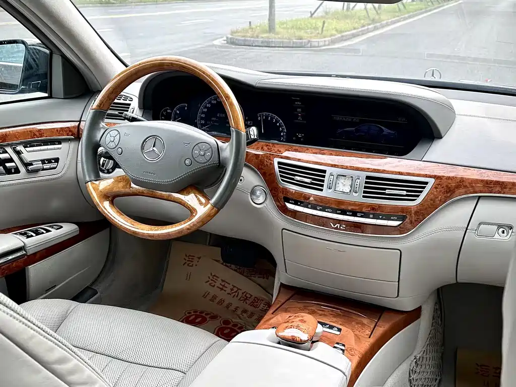 Mercedes-Benz S-Class 2009 — фото 24