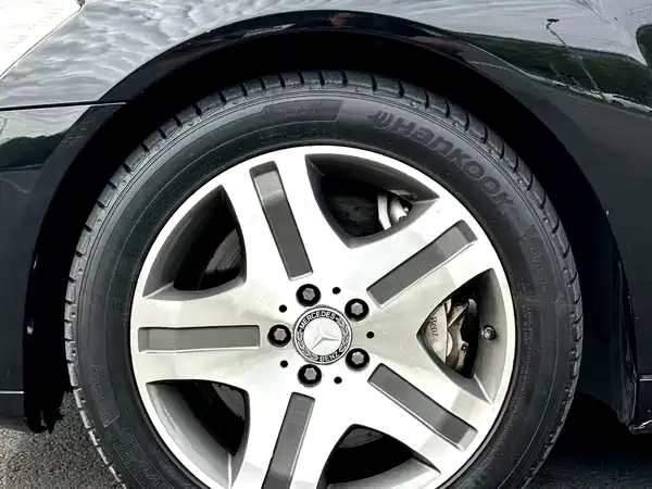 Mercedes-Benz S-Class 2010
