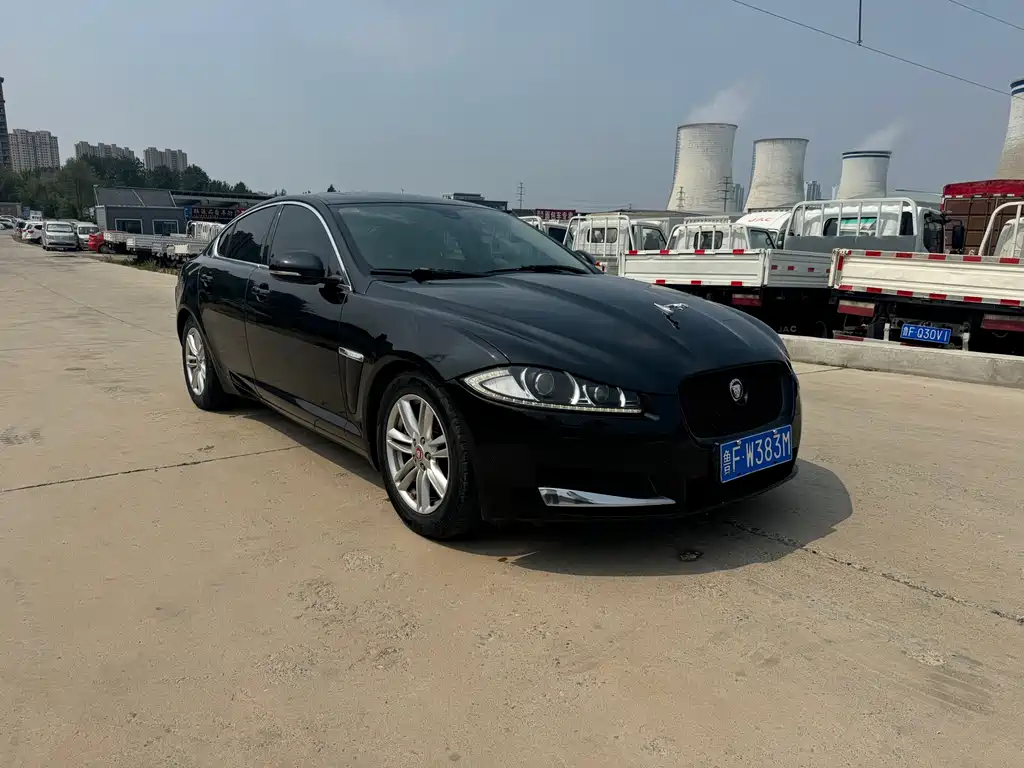 Jaguar XF 2014 — фото 2