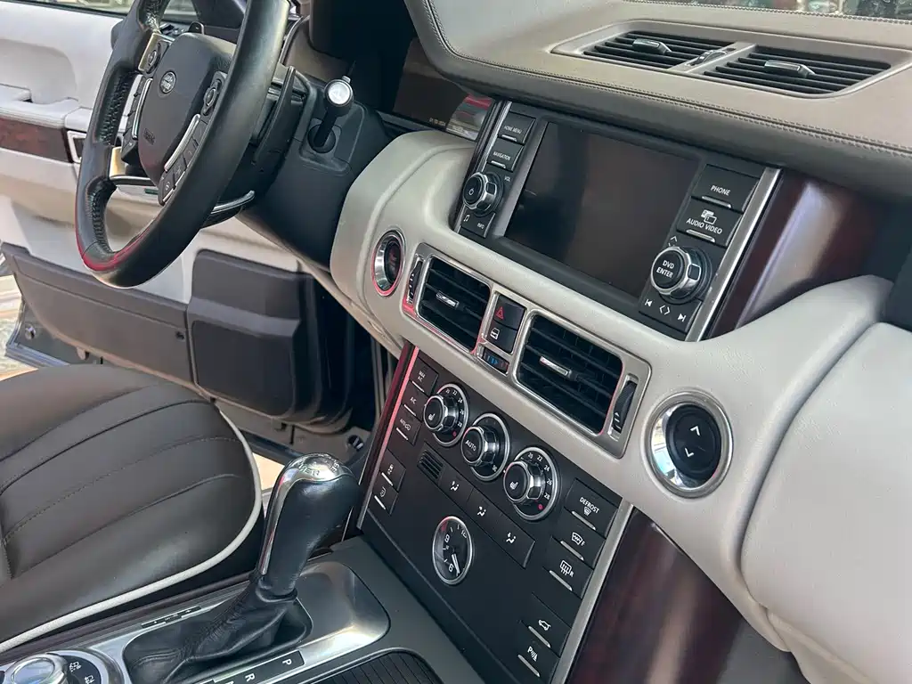 Land Rover Range Rover 2012 — фото 13