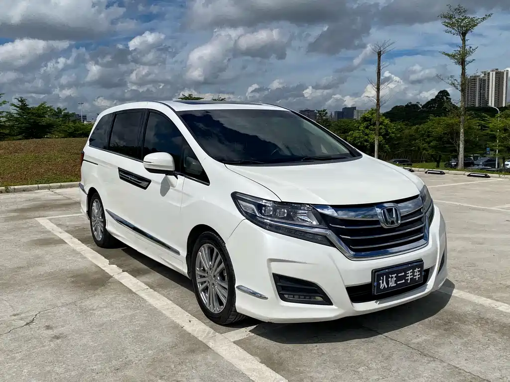 Honda Elysion 2019 — фото 3