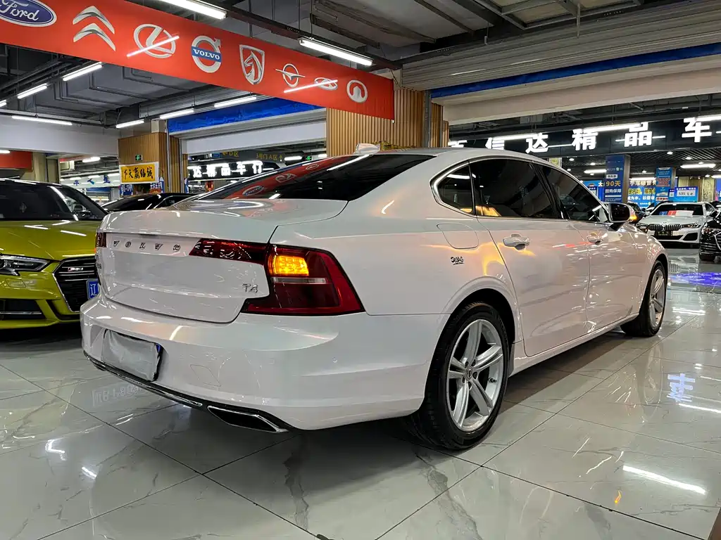 Volvo S90 2018 — фото 5