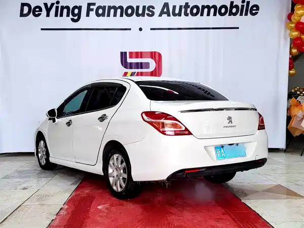 Peugeot 308 2016