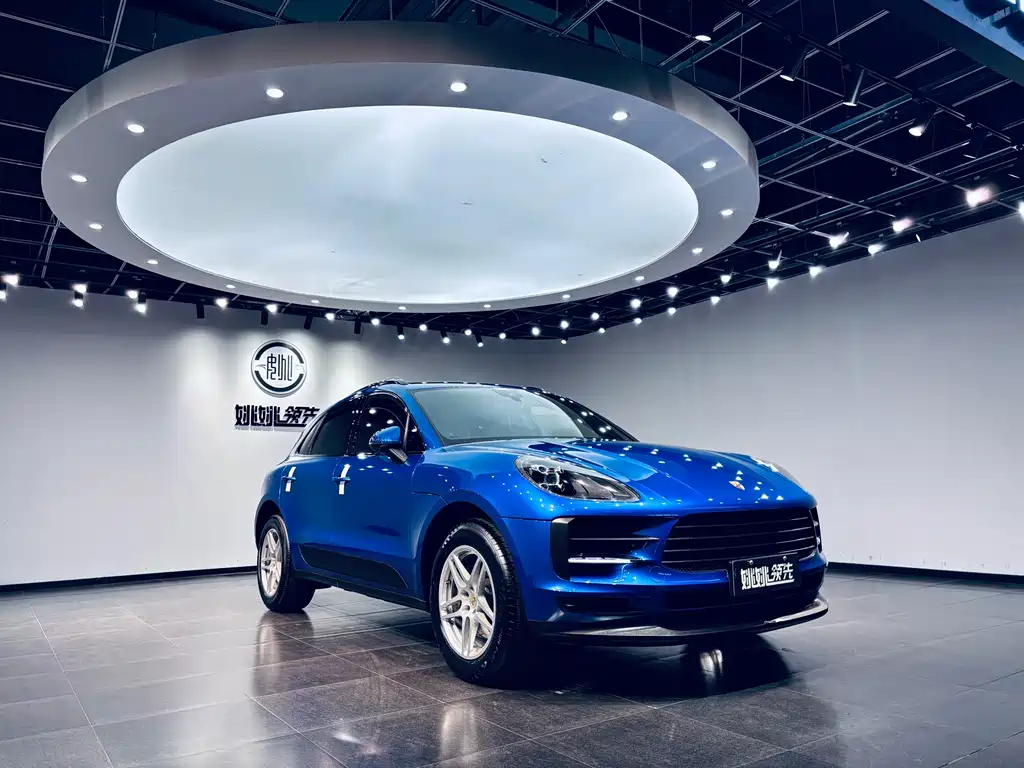 Porsche Macan 2019 — фото 16