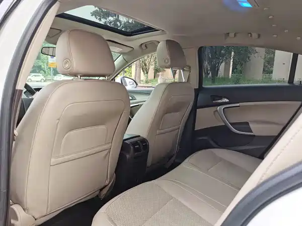 Buick Regal 2012