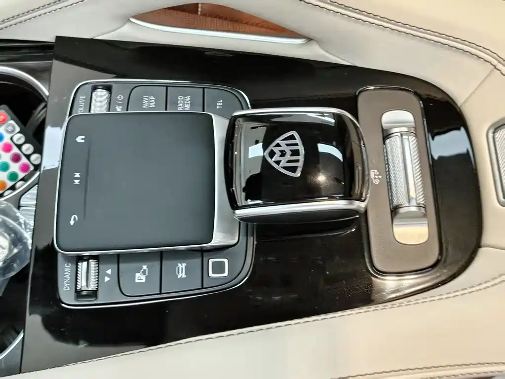 Mercedes-Benz GLS — фото 29
