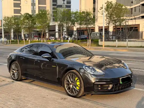 Porsche Panamera New Energy 2023