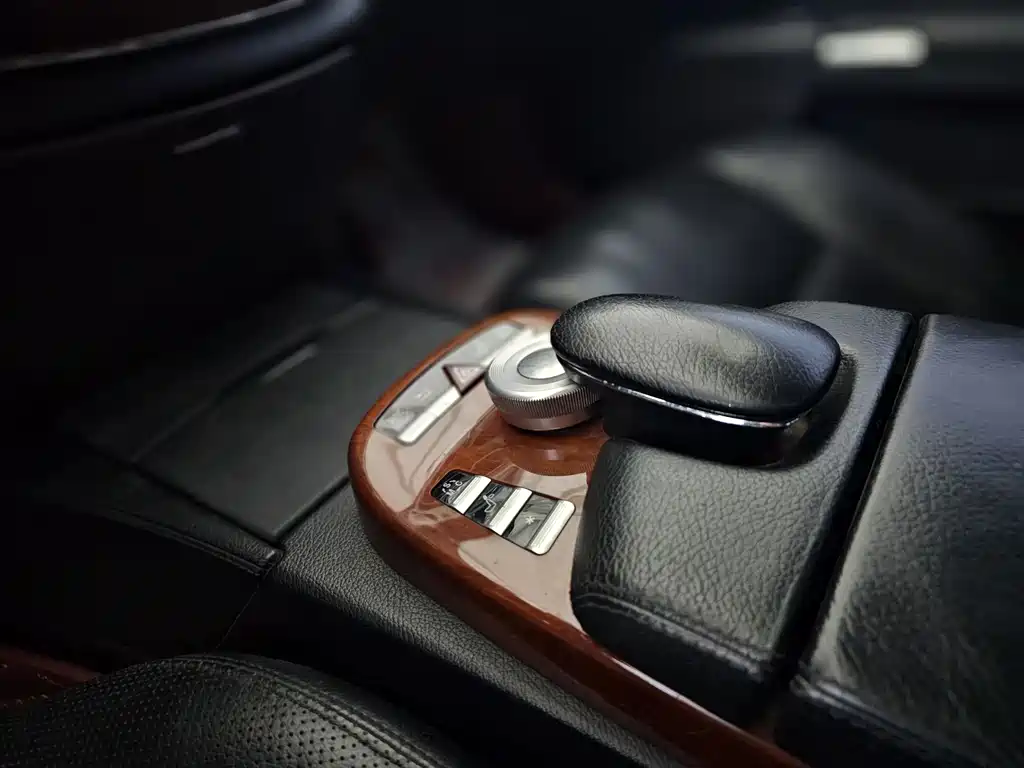 Mercedes-Benz S-Class 2006 — фото 11