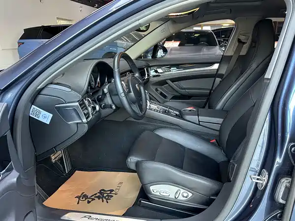 Porsche Panamera 2014