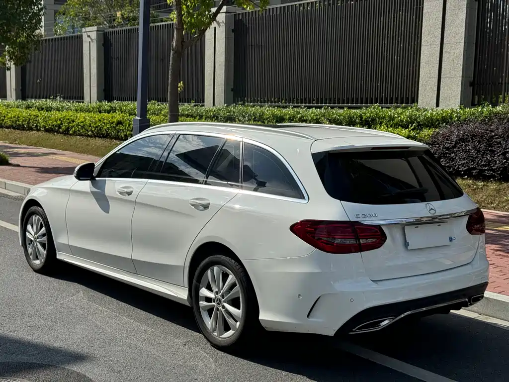 Mercedes-Benz C-Class 2020 — фото 9