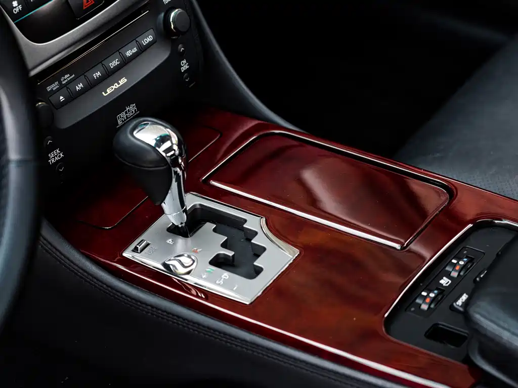 Lexus GS 2011 — фото 19