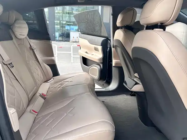 NIO ET7 2022