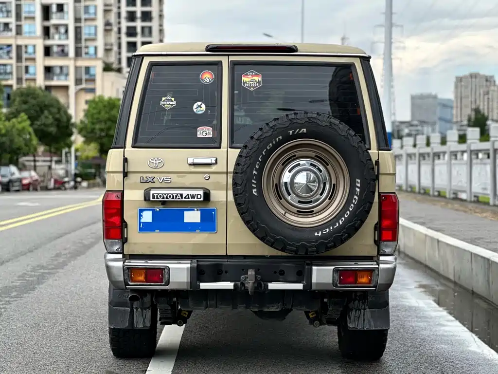 Toyota Land Cruiser 2024 — фото 9