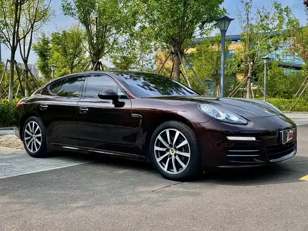 Porsche Panamera 2014