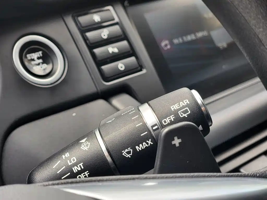 Land Rover Discovery Sport 2016 — фото 12