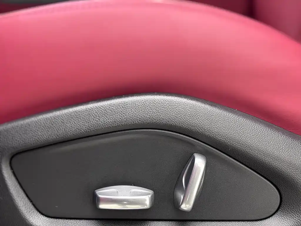 Porsche Cayenne 2019 — фото 12