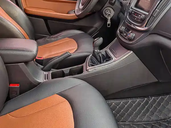 Baojun 560 2015