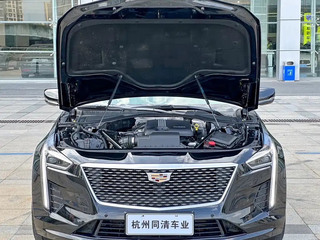 Cadillac CT6 2020 — фото 11