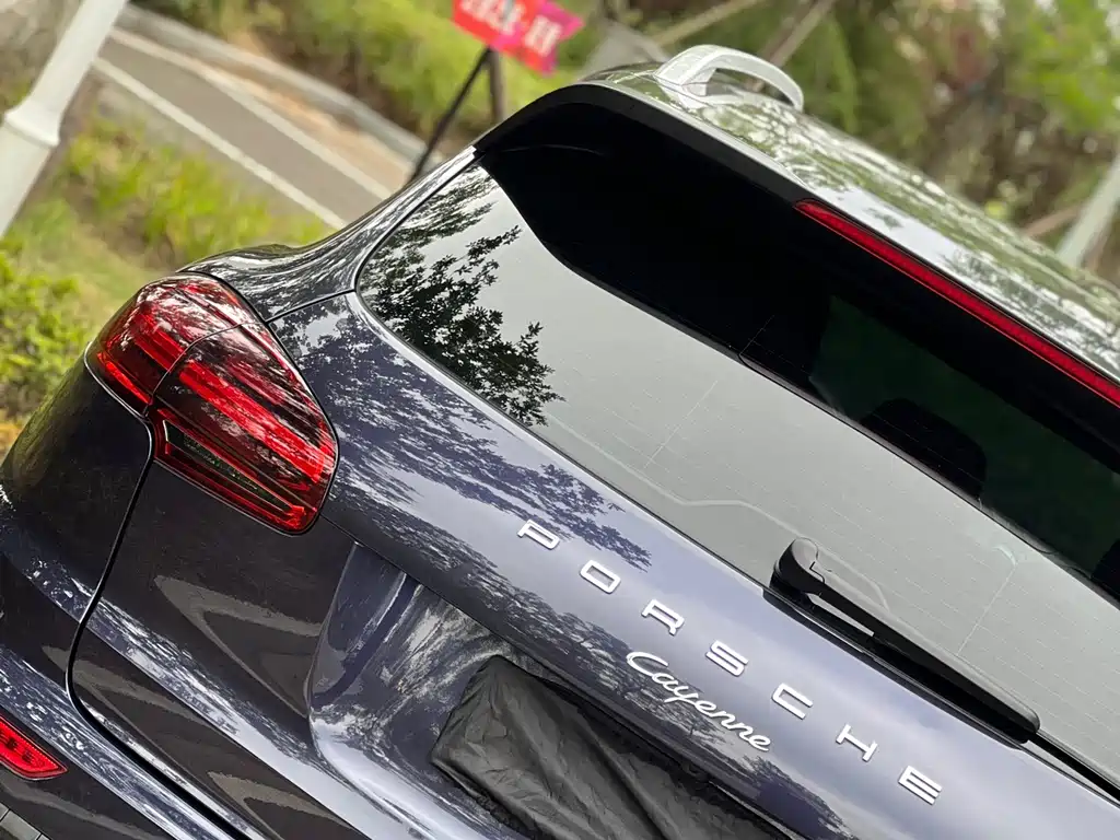 Porsche Cayenne 2017 — фото 7