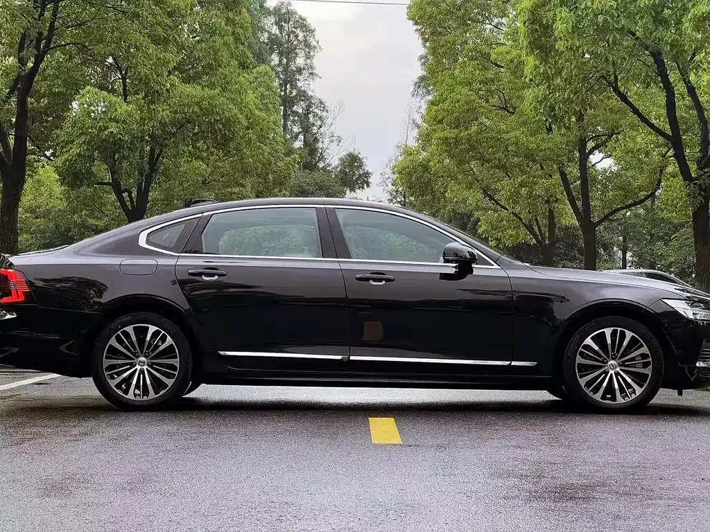 Volvo S90 PHEV 2023 — фото 4