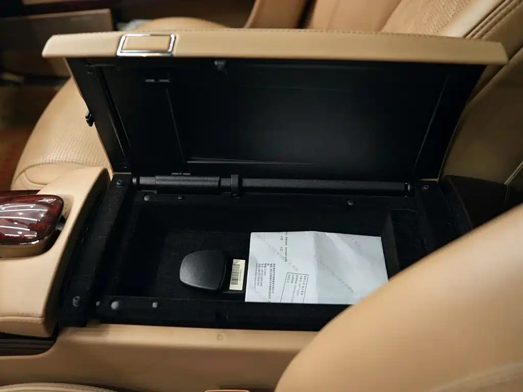 Mercedes-Benz S-Class AMG 2012 — фото 24