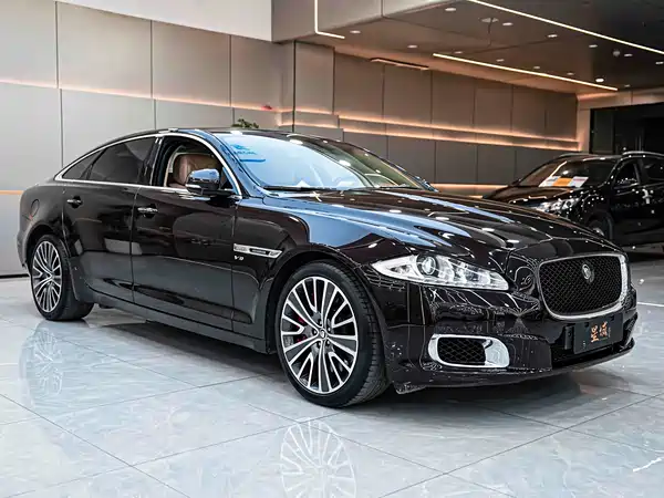 Jaguar XJ 2013