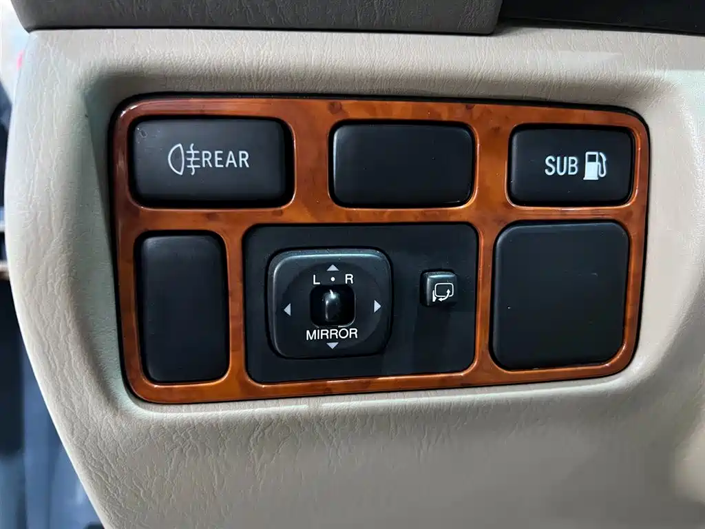 Toyota Land Cruiser 2005 — фото 17