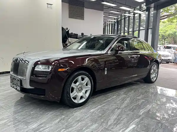 Rolls-Royce Ghost 2010