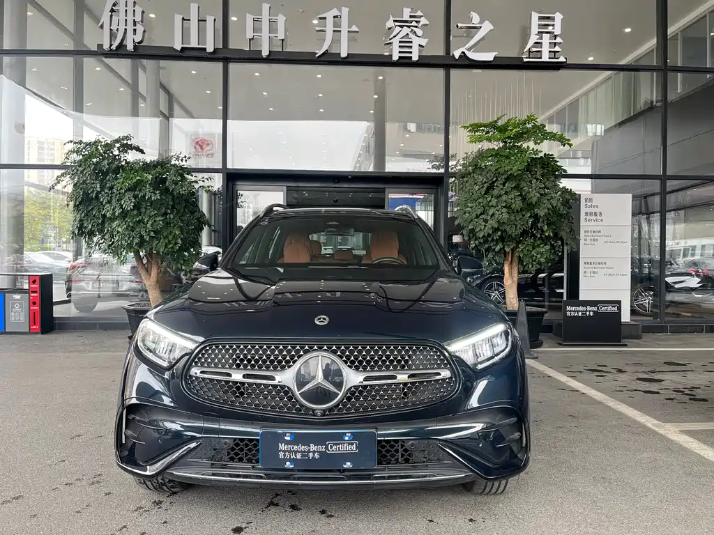 Mercedes-Benz GLC 2023