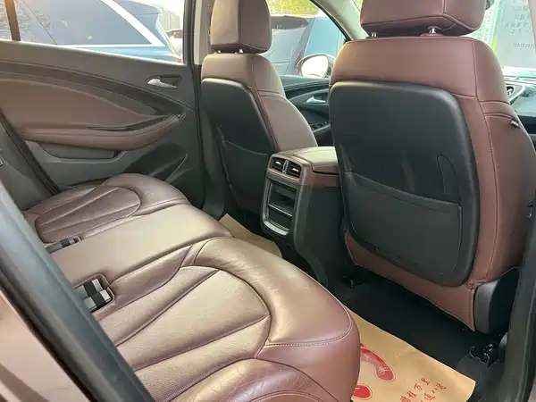 Buick Envision Plus 2019