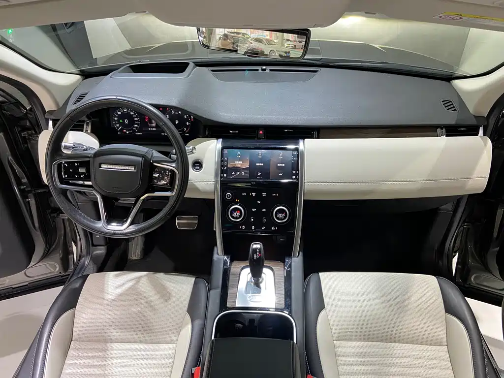 Land Rover Discovery Sport 2021 — фото 11