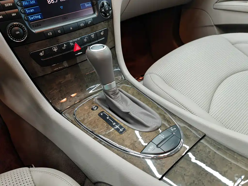 Mercedes-Benz E-Class AMG 2008 — фото 16