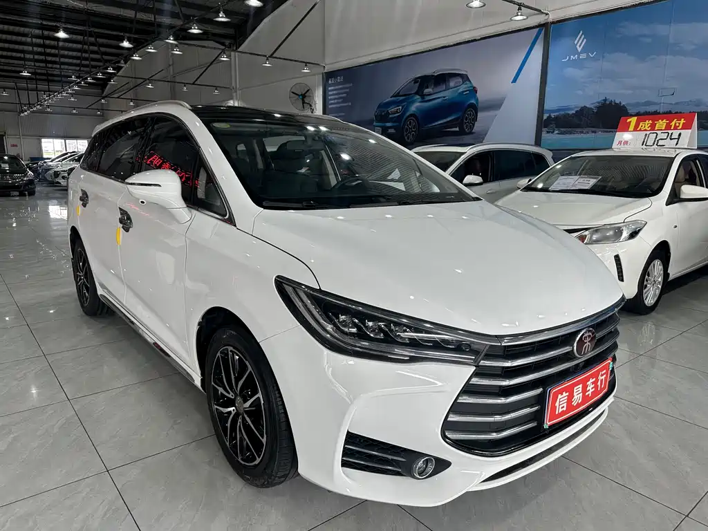BYD Song MAX 2019 — фото 2
