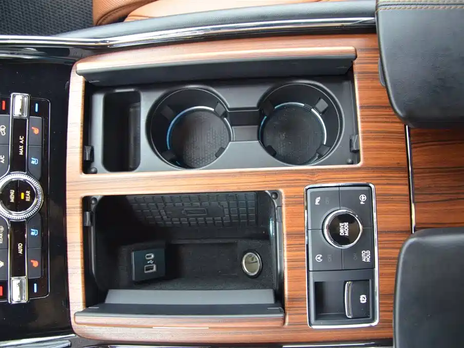 Lincoln Navigator 2021 — фото 10