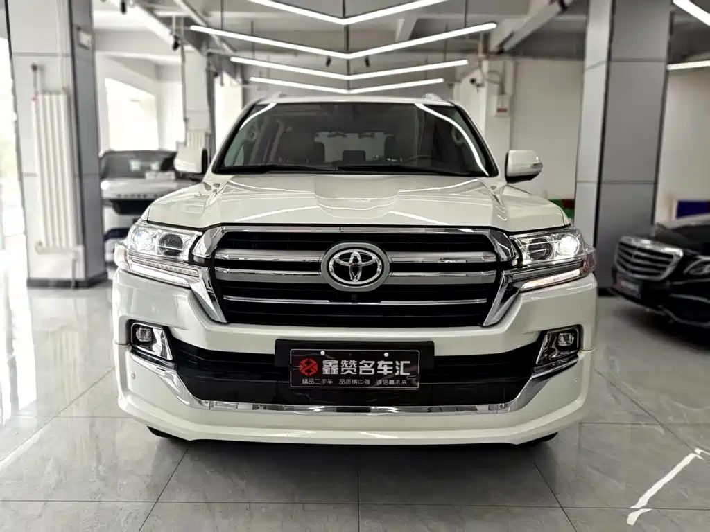 Toyota Land Cruiser 2019 — фото 4