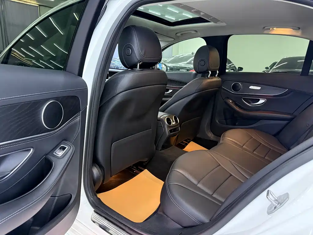 Mercedes-Benz C-Class 2020 — фото 5