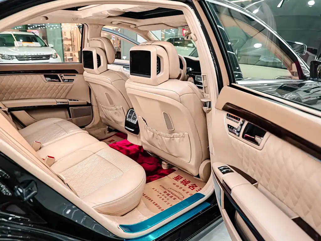 Mercedes-Benz S-Class AMG 2012 — фото 14