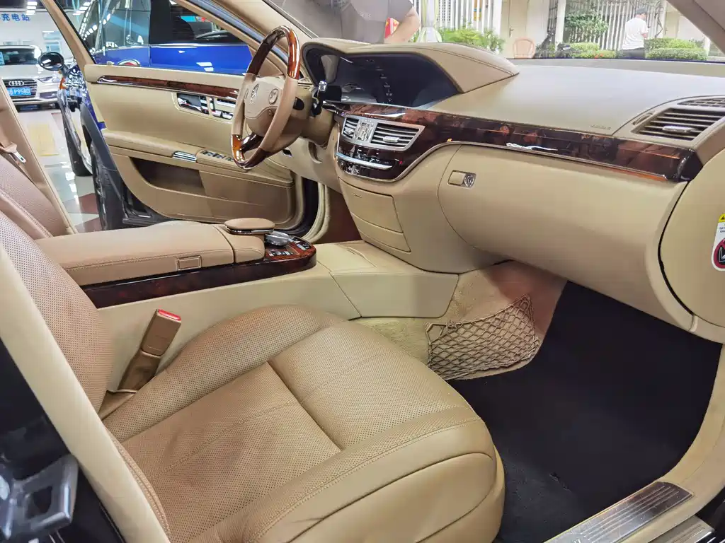 Mercedes-Benz S-Class 2008 — фото 12