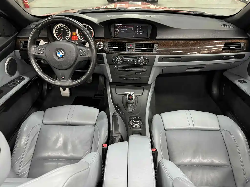 BMW M3 2012 — фото 10