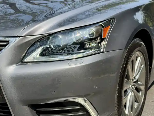 Lexus LS 2016