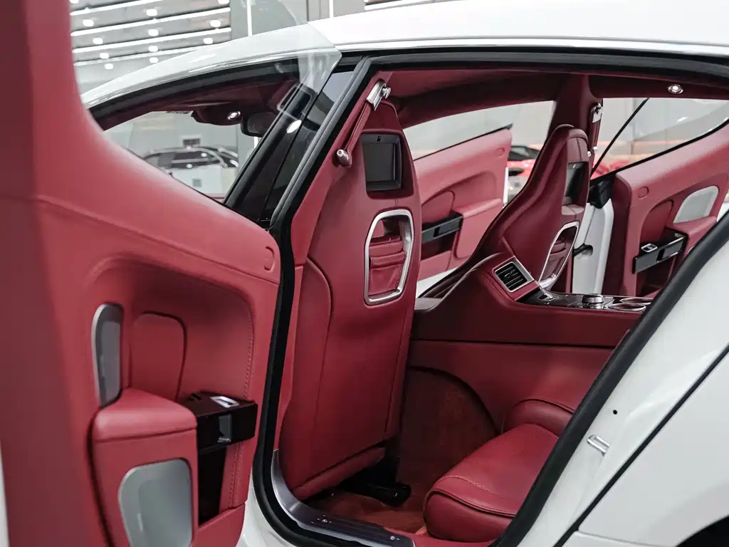 Aston Martin Rapide 2014 — фото 20